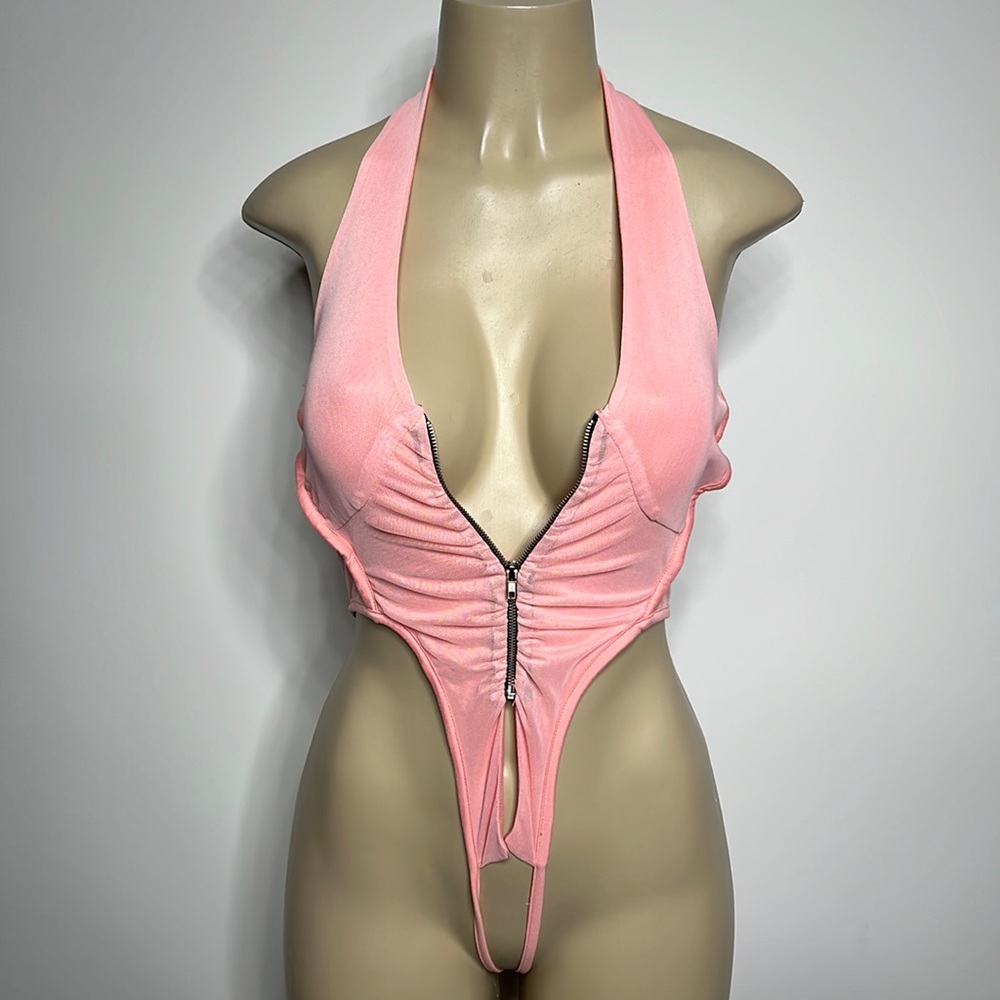 Laqueen USA small peach bodysuit with zipper detail